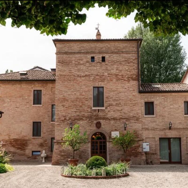 Villa Mirandola: Automne, Entrée principale, Été, Printemps