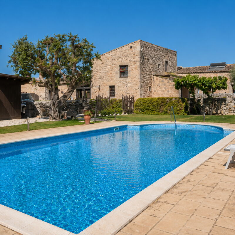 La Muraglia: Frühling, Garten, Herbst, Schwimmbad, Sommer
