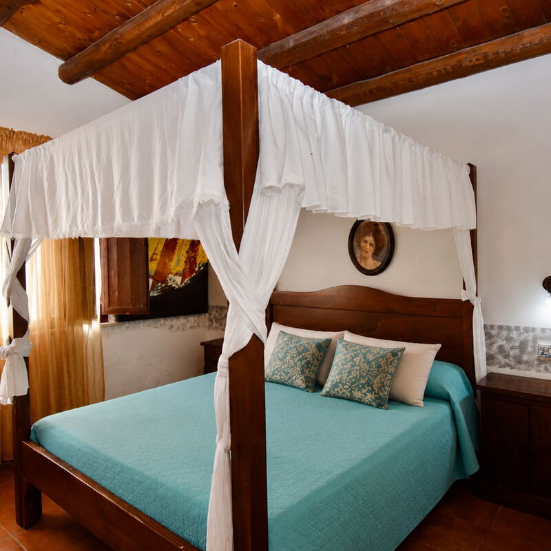Villa Gertrude: Jesen, Ljeto, Proljeće, Spavaća soba