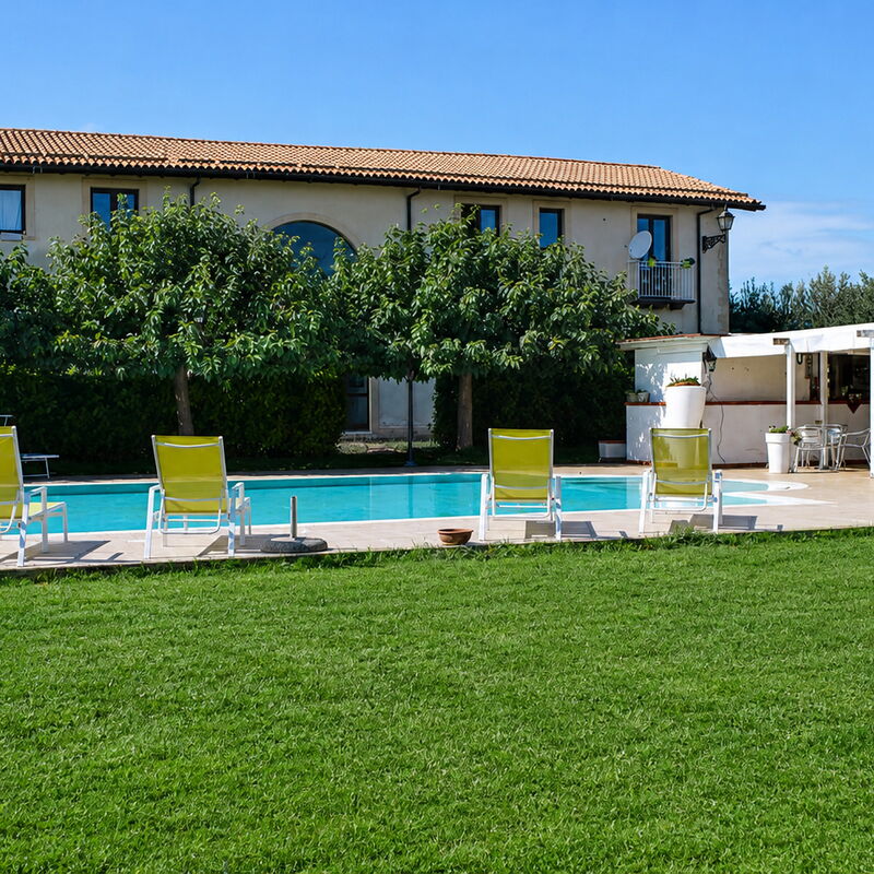 Villa Gertrude: Automne, Balcon / Terrasse / Patio, bassin, Été, Jardin, Printemps