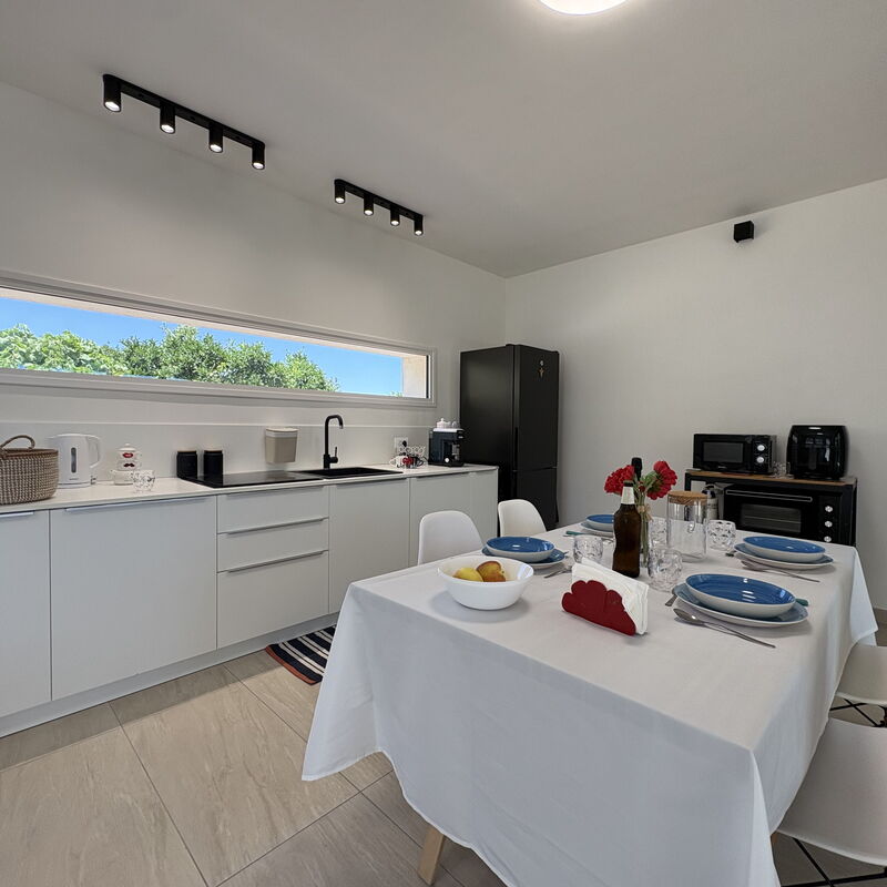 Villa la Vigne: Esszimmer, Frühling, Herbst, Küche, Sommer, Wohnzimmer