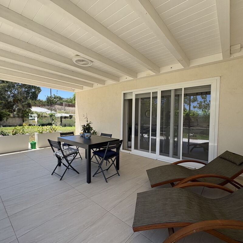 Villa la Vigne: Balkon / Terrasse / Patio, Frühling, Garten, Herbst, Sommer