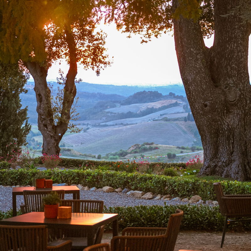 La Veduta - la Finestra su Castelfalfi: Autunno, Estate, Primavera, Vista Panoramica