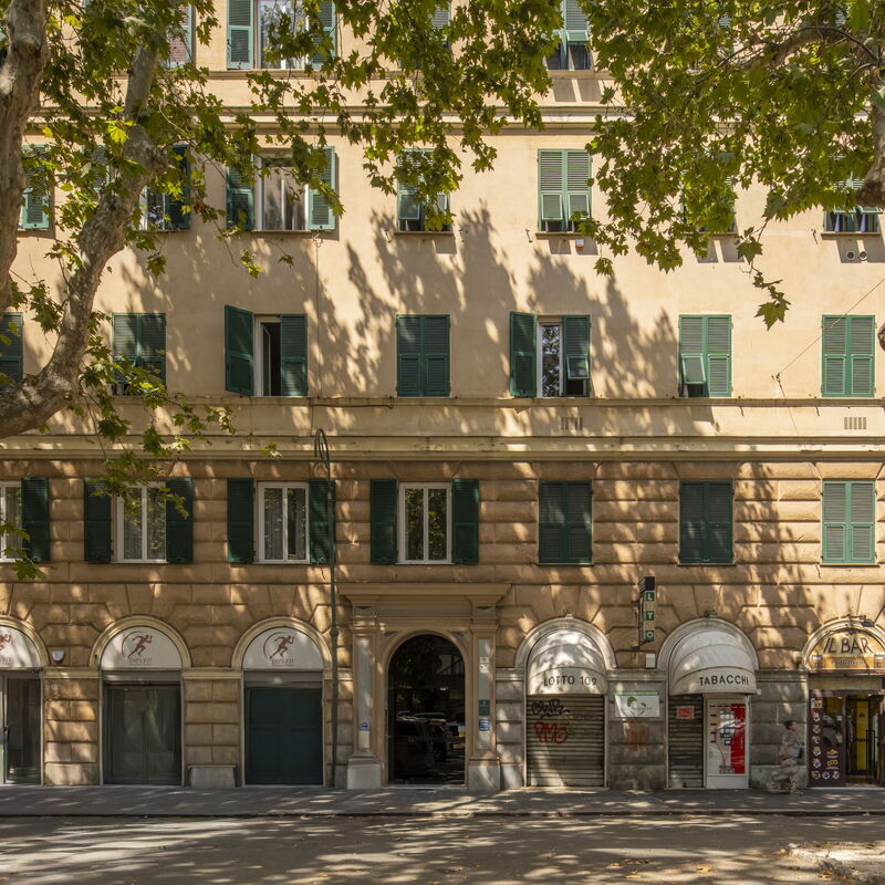 La Terrazza in Centro, Genova: Glavni ulaz, Jesen, Ljeto, Proljeće