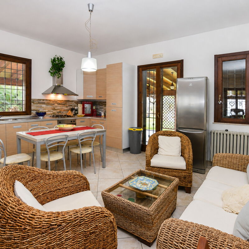 Villa Patrizia: Automne, Cuisine, Été, Printemps, Salon