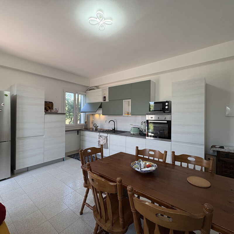 La Casa dei Melograni: Autumn, Kitchen, Spring, Summer