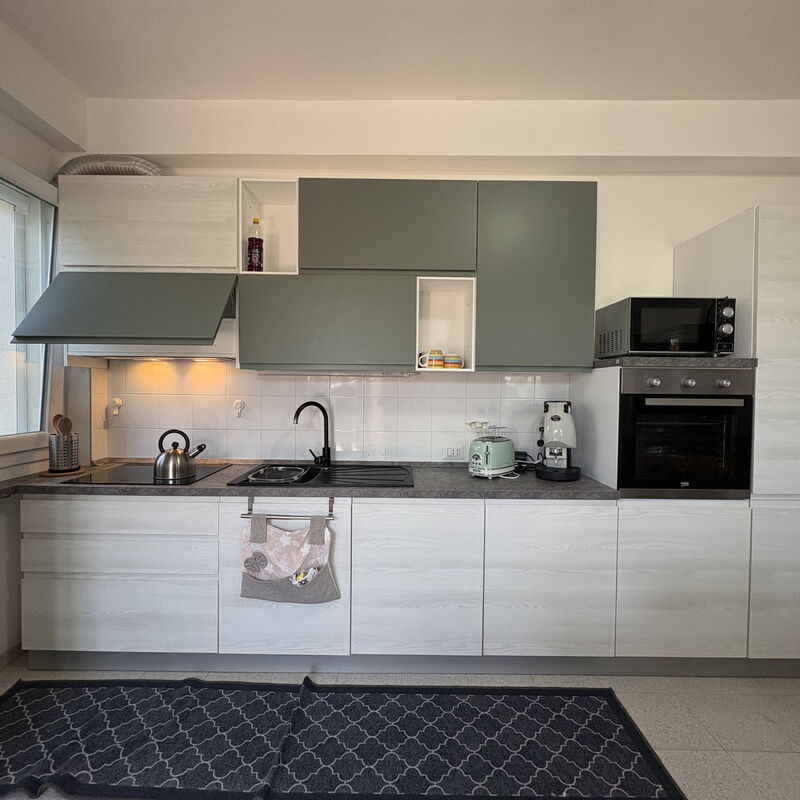 La Casa dei Melograni: Autumn, Kitchen, Spring, Summer
