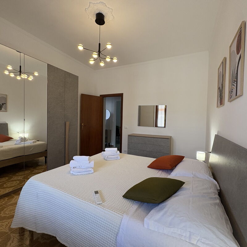 Sole Mare Sicilia: Autumn, Bedroom, Spring, Summer