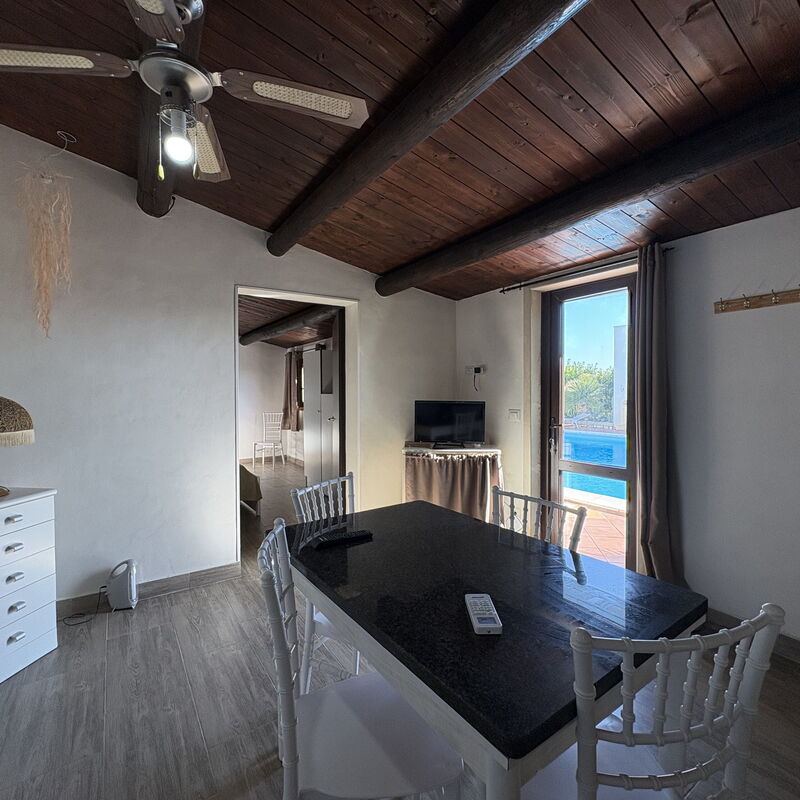 Il Cigno Reale White: Autumn, Kitchen, Living Room, Spring, Summer