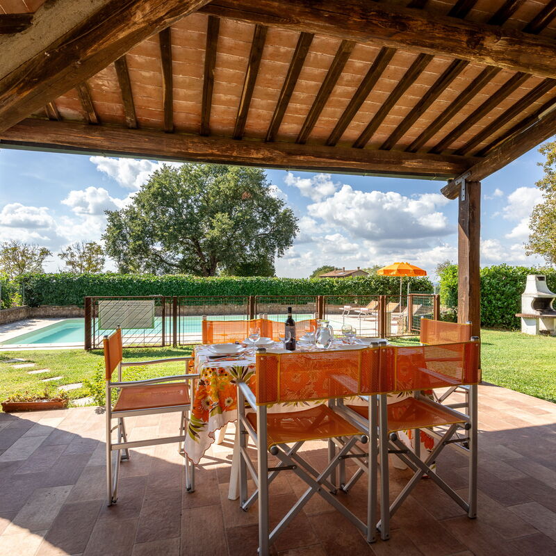 Ortale a Pitigliano with Pool: Balkon / Terrasse / Patio, Frühling, Garten, Herbst, Schwimmbad, Sommer