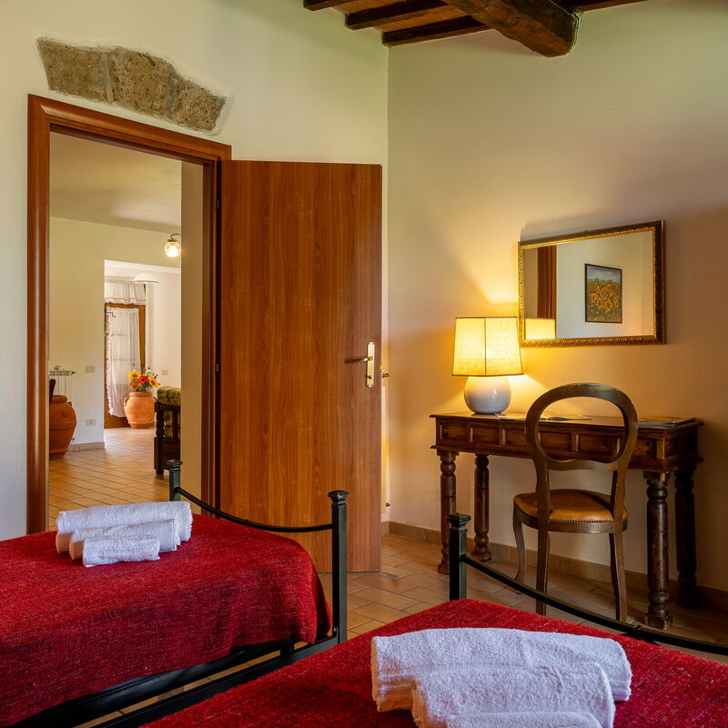 Ortale a Pitigliano with Pool: Frühling, Herbst, Schlafzimmer, Sommer