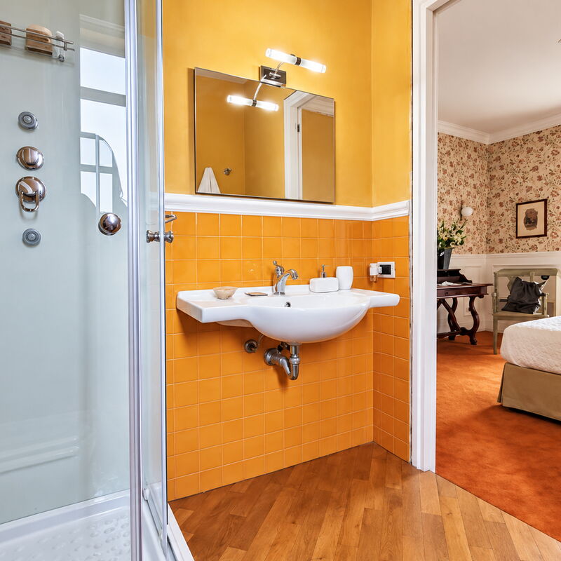 Zuccheri Canditi: Autumn, Bathroom, Spring, Summer
