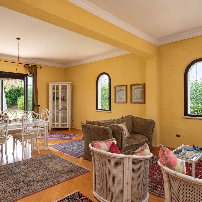 Zuccheri Canditi: Autumn, Living Room, Spring, Summer