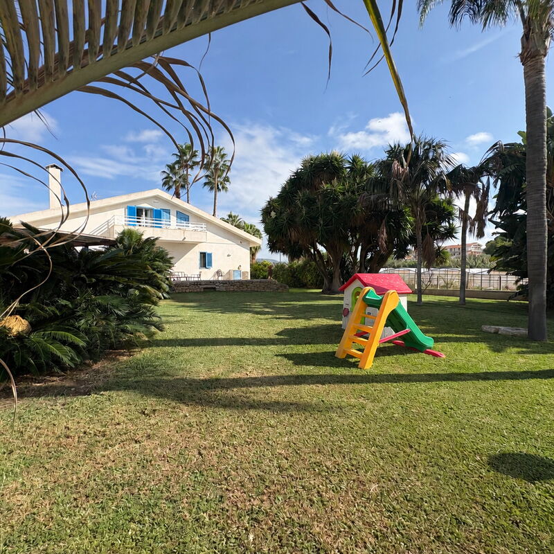 Villa le Palme, Marina di Ragusa: Automne, Été, Jardin, Printemps