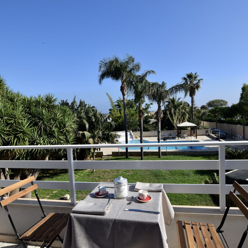 Villa le Palme, Marina di Ragusa: Automne, Balcon / Terrasse / Patio, Été, Jardin, Printemps