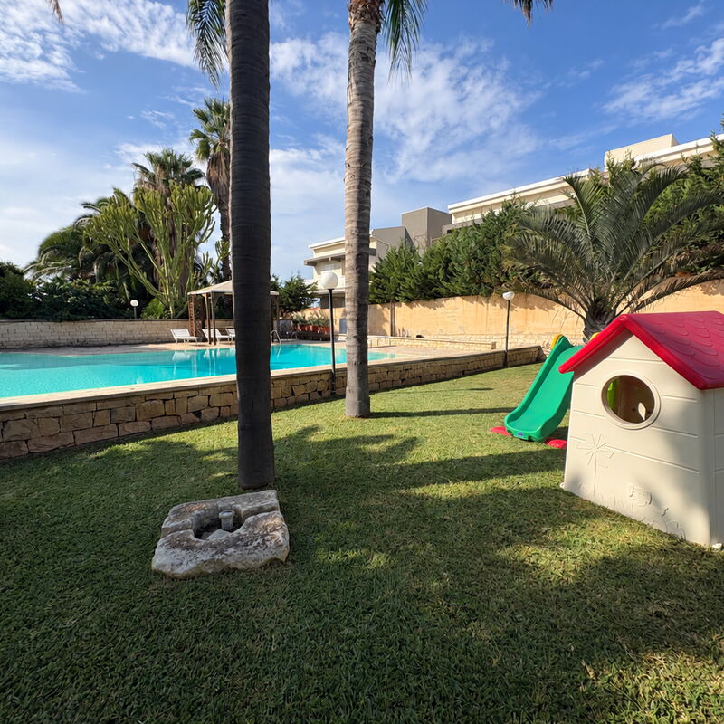 Villa le Palme, Marina di Ragusa: Automne, bassin, Été, Jardin, Printemps