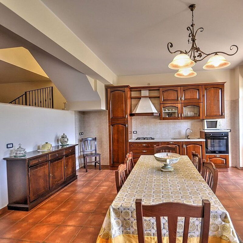 Villa Monte Serra: villa-monte-serra-trecastagni-catania-villa-kitchen