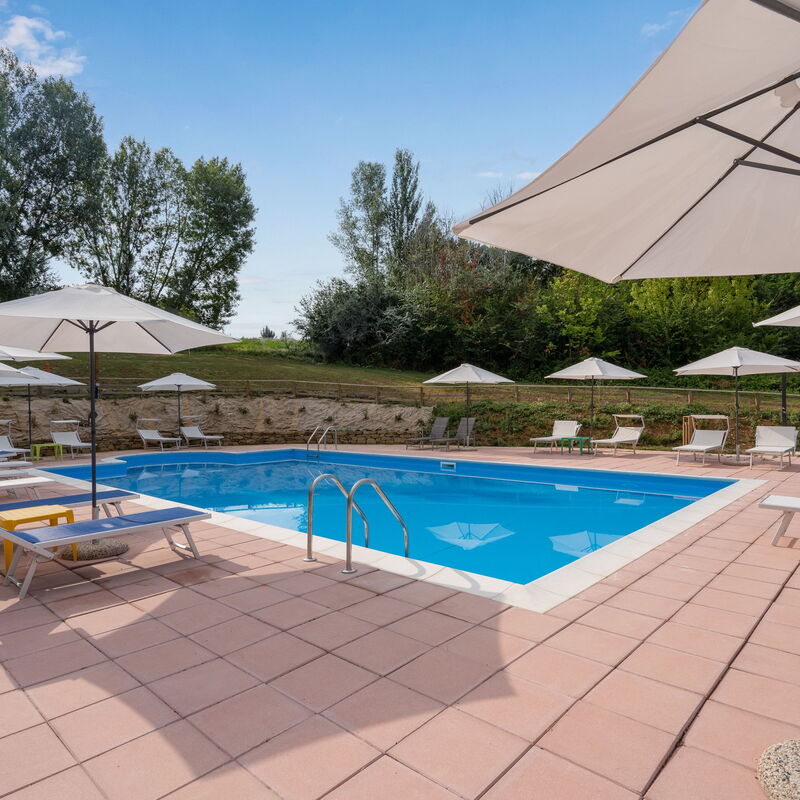 Pulciano Apartments: Autumn, Pool, Spring, Summer