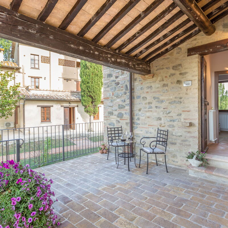 Pulciano Apartments: Autumn, Building Exterior, Spring, Summer