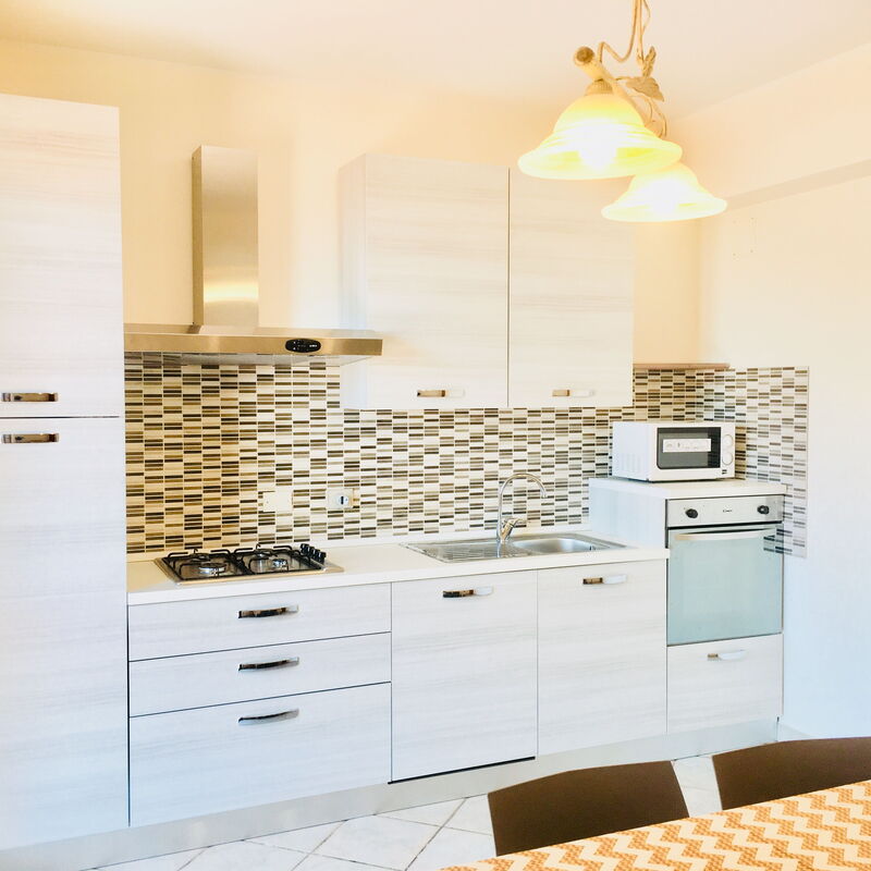 Villa Le Palme: villa-le-palme-trecastagni-catania-villa-kitchen