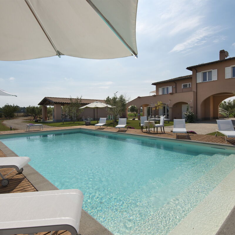 Villa Marina Velca: villa-marina-velca-tarquinia-villa-pool