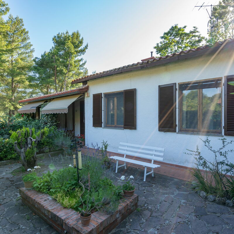 Villa Campiglia: Building Exterior