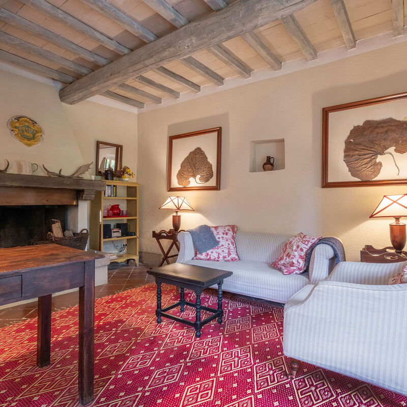 Casa Di Lilli: Autumn, Kitchen, Living Room, Spring, Summer