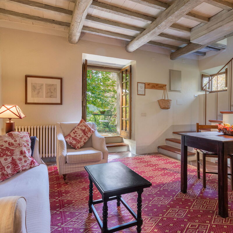 Casa Di Lilli: Autumn, Kitchen, Living Room, Spring, Summer