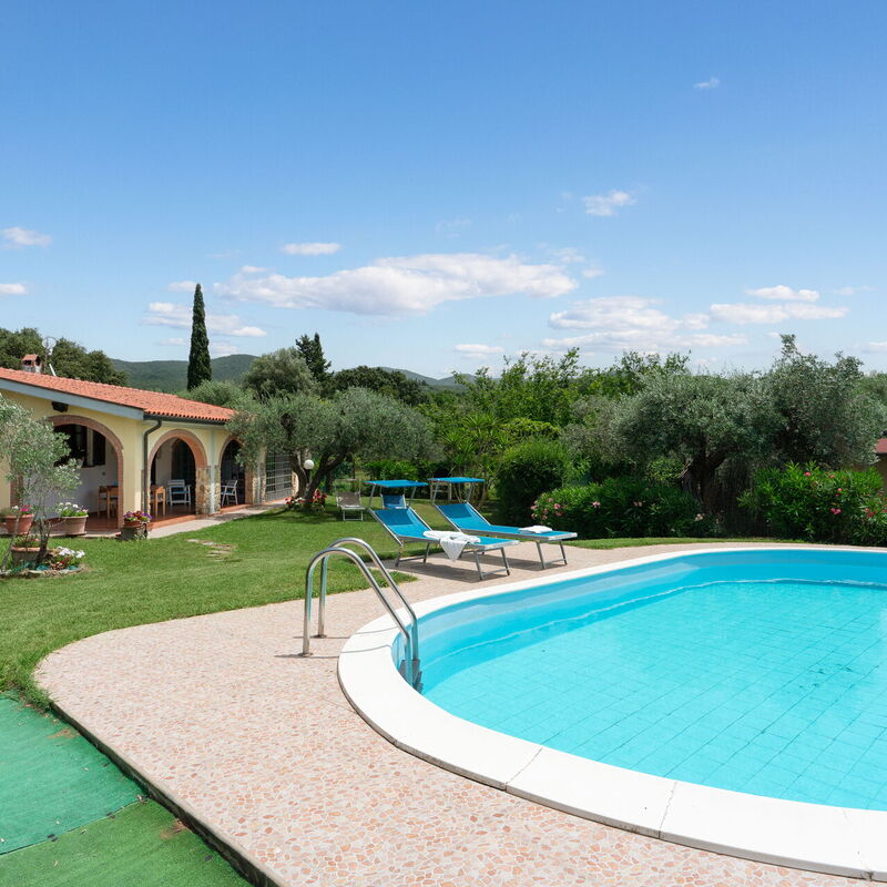 Villa Le Vigne: Building Exterior, Garden, Main Entrance, Outdoor, Pool, Summer