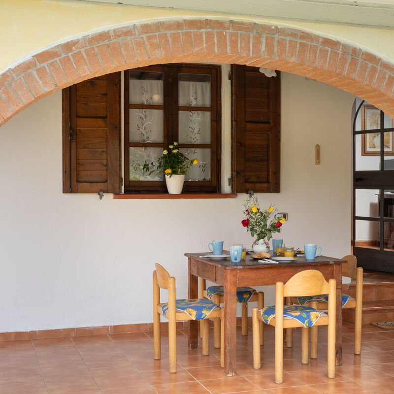 Villa Le Vigne: Balcony / Terrace / Patio, Building Exterior, Main Entrance, Summer