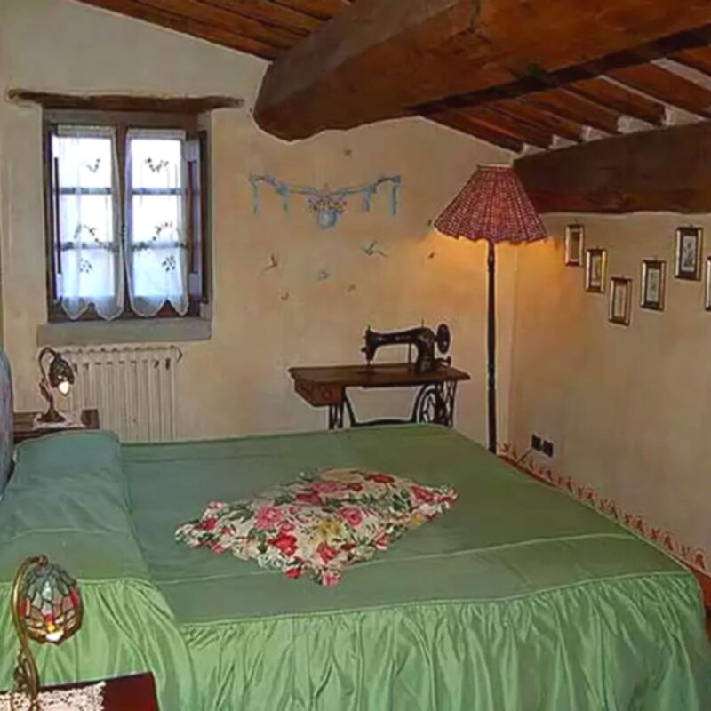 Monastery Guest House: monastery-guest-house-citta-di-castello-villa-bedroom