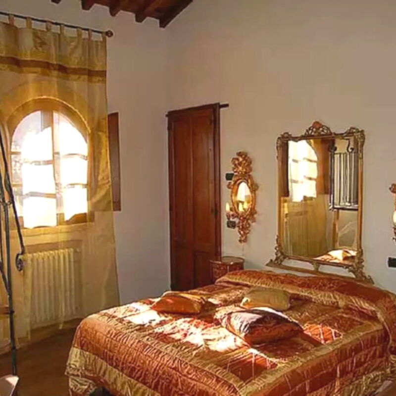 Monastery Guest House: monastery-guest-house-citta-di-castello-villa-bedroom