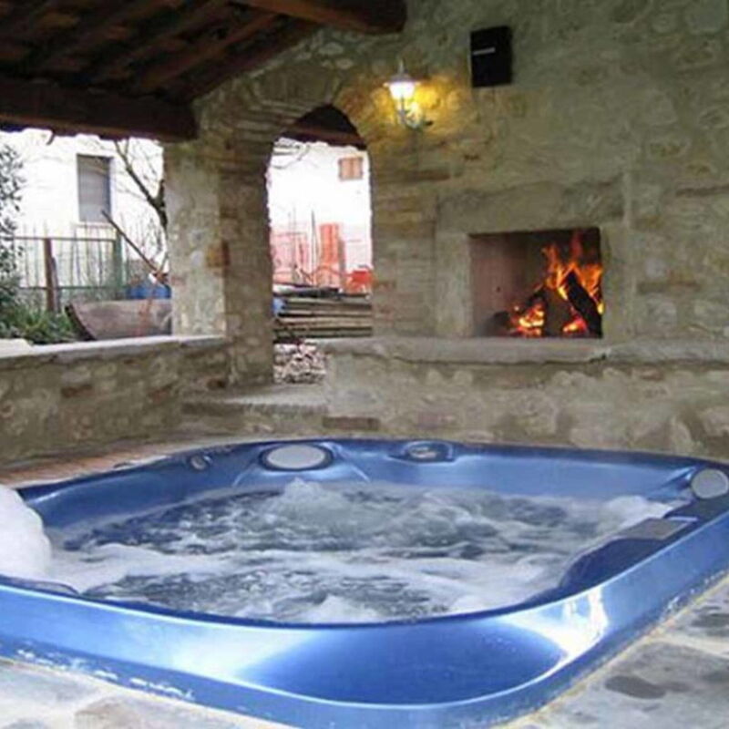 Monastery Guest House: monastery-guest-house-citta-di-castello-villa-pool