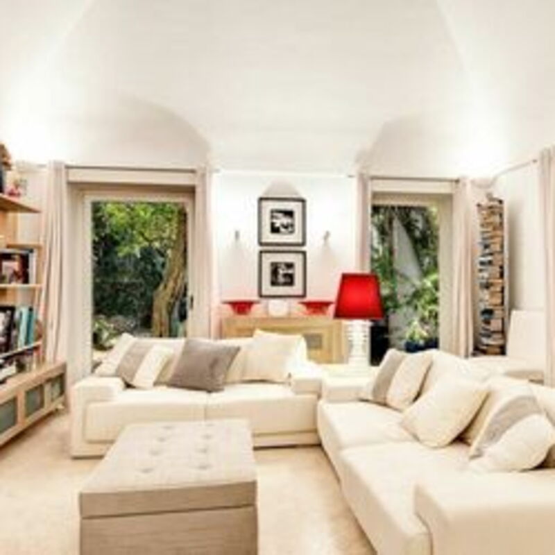 Villa Marina Little Beach: villa-marina-little-beach-capri-villa-living-room