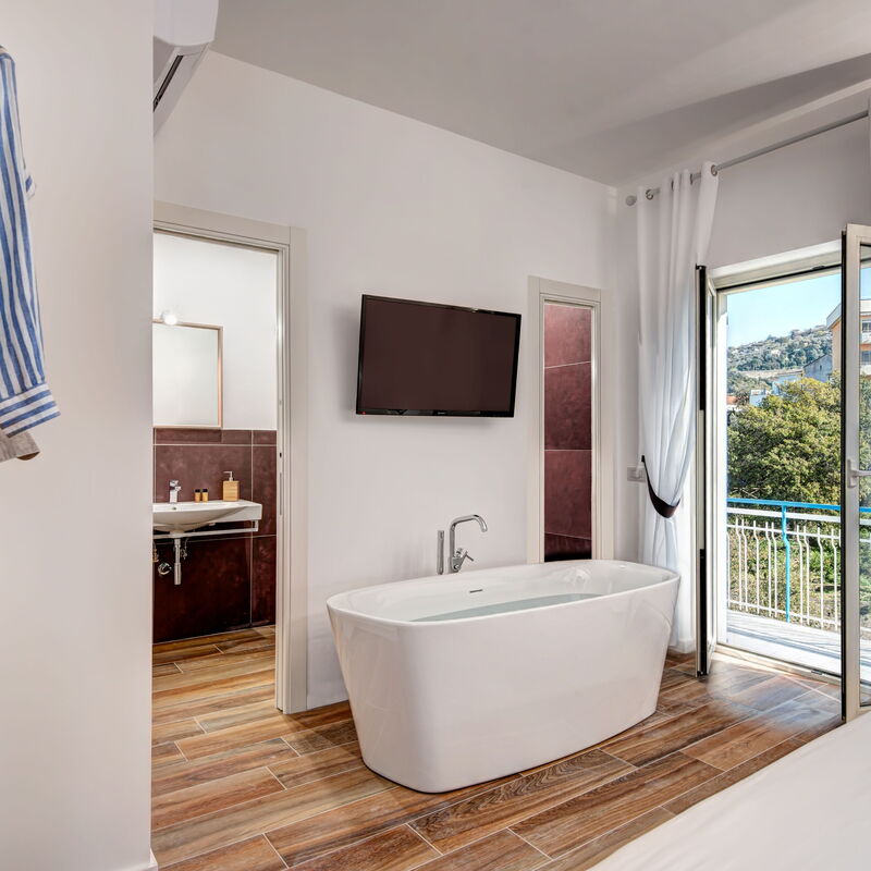 Sorrento Golden Apartment: sorrento-golden-apartment-sorrento-apartment-bedroom