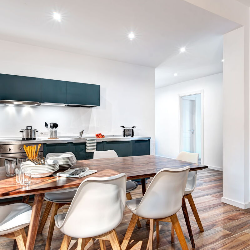 Luxury Blues Apartment: luxury-blues-apartment-sorrento-apartment-kitchen