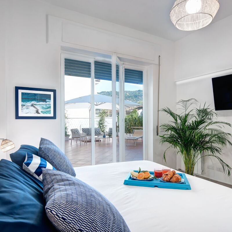 Cacti Home: cacti-home-sorrento-apartment-bedroom