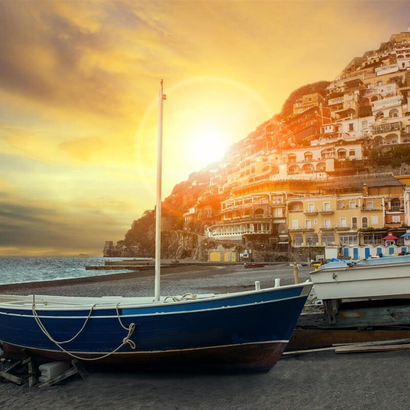 Total White Home Sorrento: total-white-home-sorrento-apartment-external