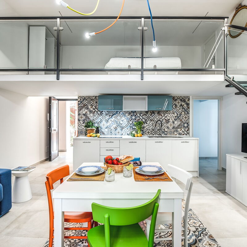 Loft In Sorrento: loft-in-sorrento-apartment-living-room