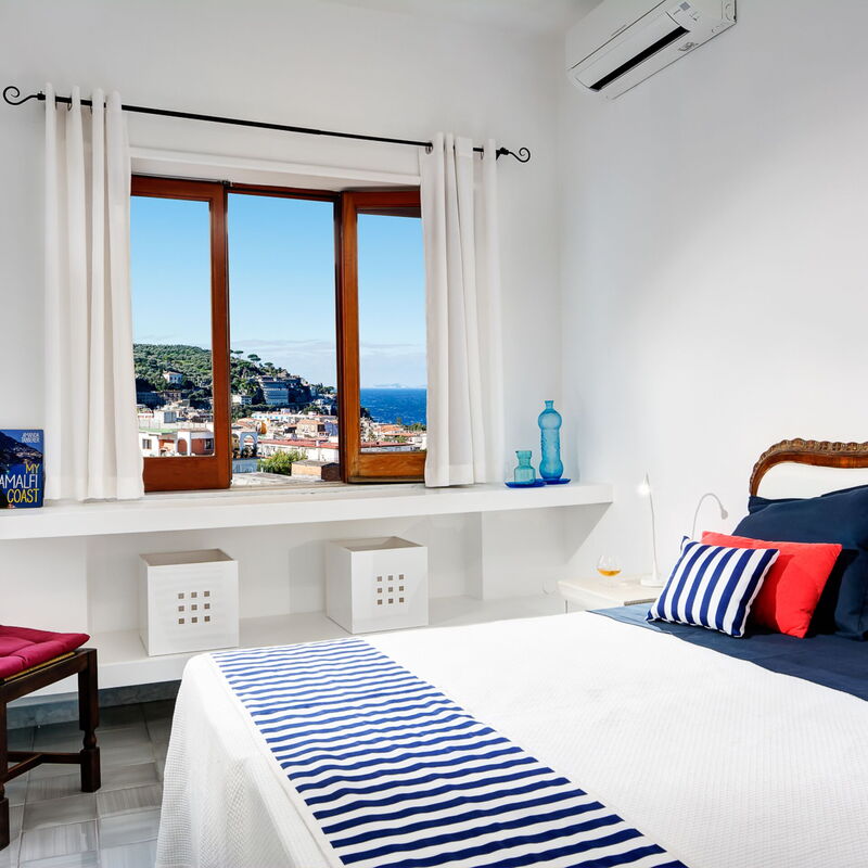 Parsano Home: parsano-home-sorrento-apartment-bedroom