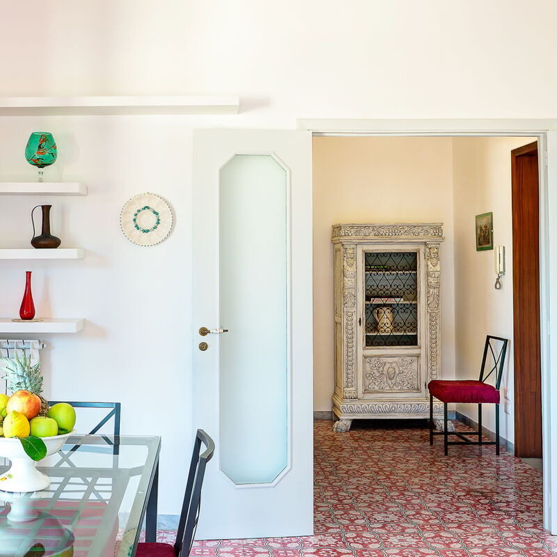 Parsano Home: parsano-home-sorrento-apartment-dining-room