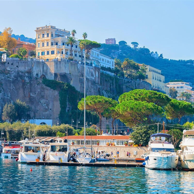 49 Little House: 49-little-house-sorrento-apartament-external