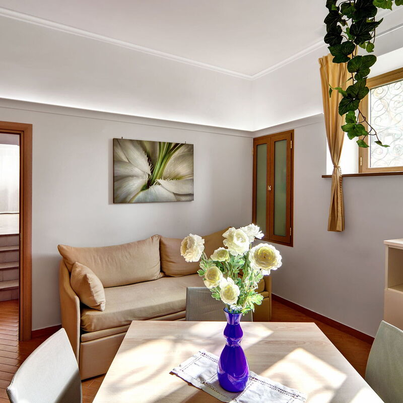 49 Little House: 49-little-house-sorrento-apartament-living-room