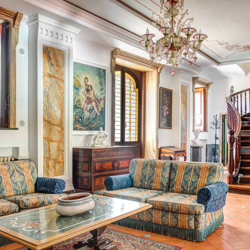 Palazzo Villa Dei Nobili: palazzo-villa-dei-nobili-santa-agata-sui-due-golfi-villa-living-room