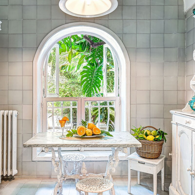 Villa Prestige '50: villa-prestige-50-capri-villa-kitchen