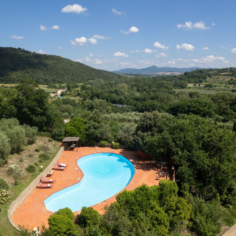 Villa Riparbella: Autumn, Building Exterior, Pool, Spring, Summer