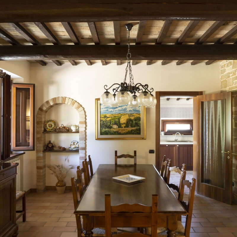 Cascina Del Castello: cascina-del-castello-san-severino-villa-dining-room