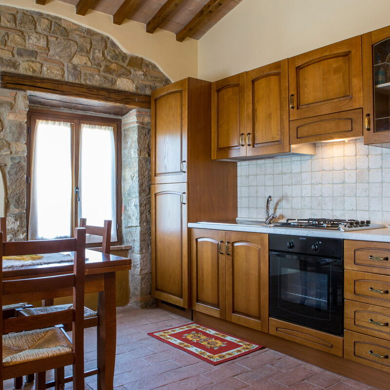 Il Casale Di Festa: il-casale-di-festa-doglio-villa-kitchen