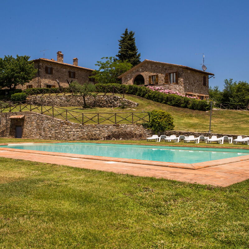 Il Casale Di Festa: il-casale-di-festa-doglio-villa-pool