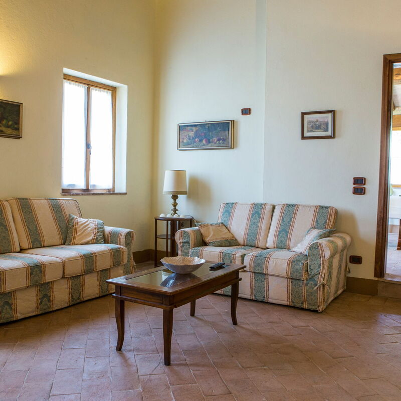 Il Casale Di Festa: il-casale-di-festa-doglio-villa-living-room